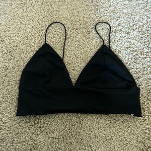 Black sleeveless crop top